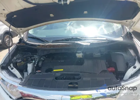 2015 Nissan Quest Platinum z USA, uszkodzony, nr VIN JN8AE2KP2F9123643